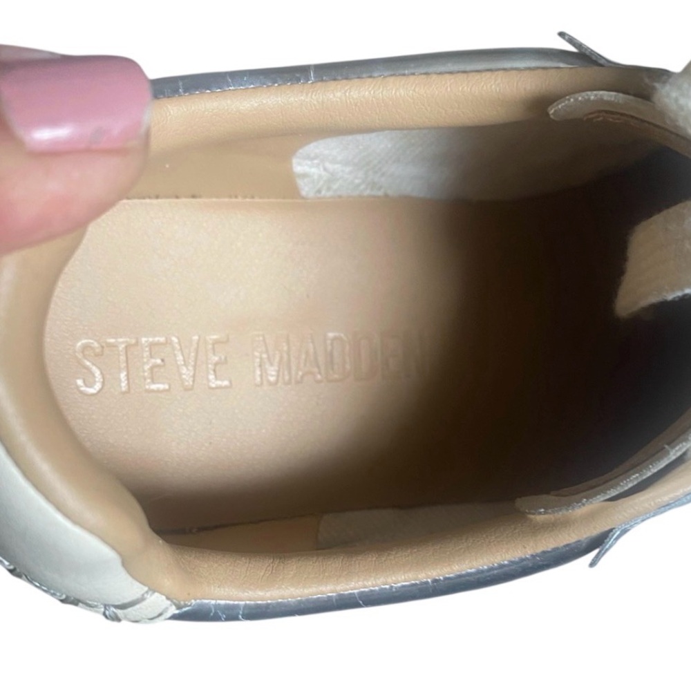 STEVE MADDEN Metallic Sneaker - Picture 4 of 14